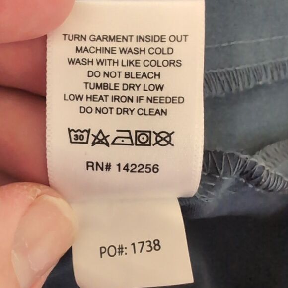 Figs Medium Gray Technical Collection V Neck Women's Scrub Top - Picture 10 of 10